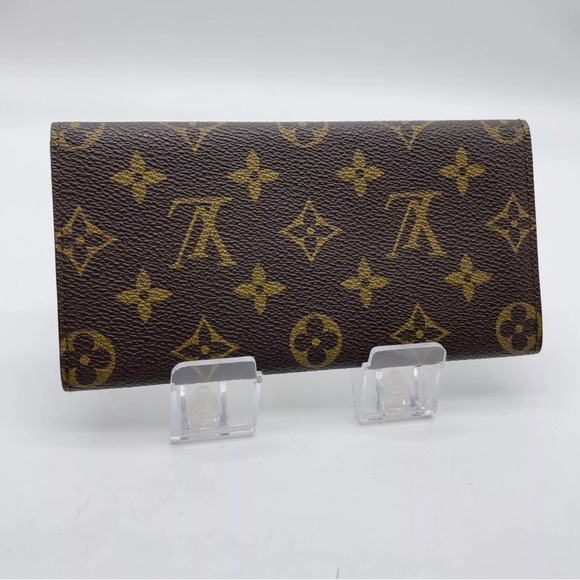 Louis Vuitton Monogram Porto Yen Cult Credit W/Box - Picture 5 of 14